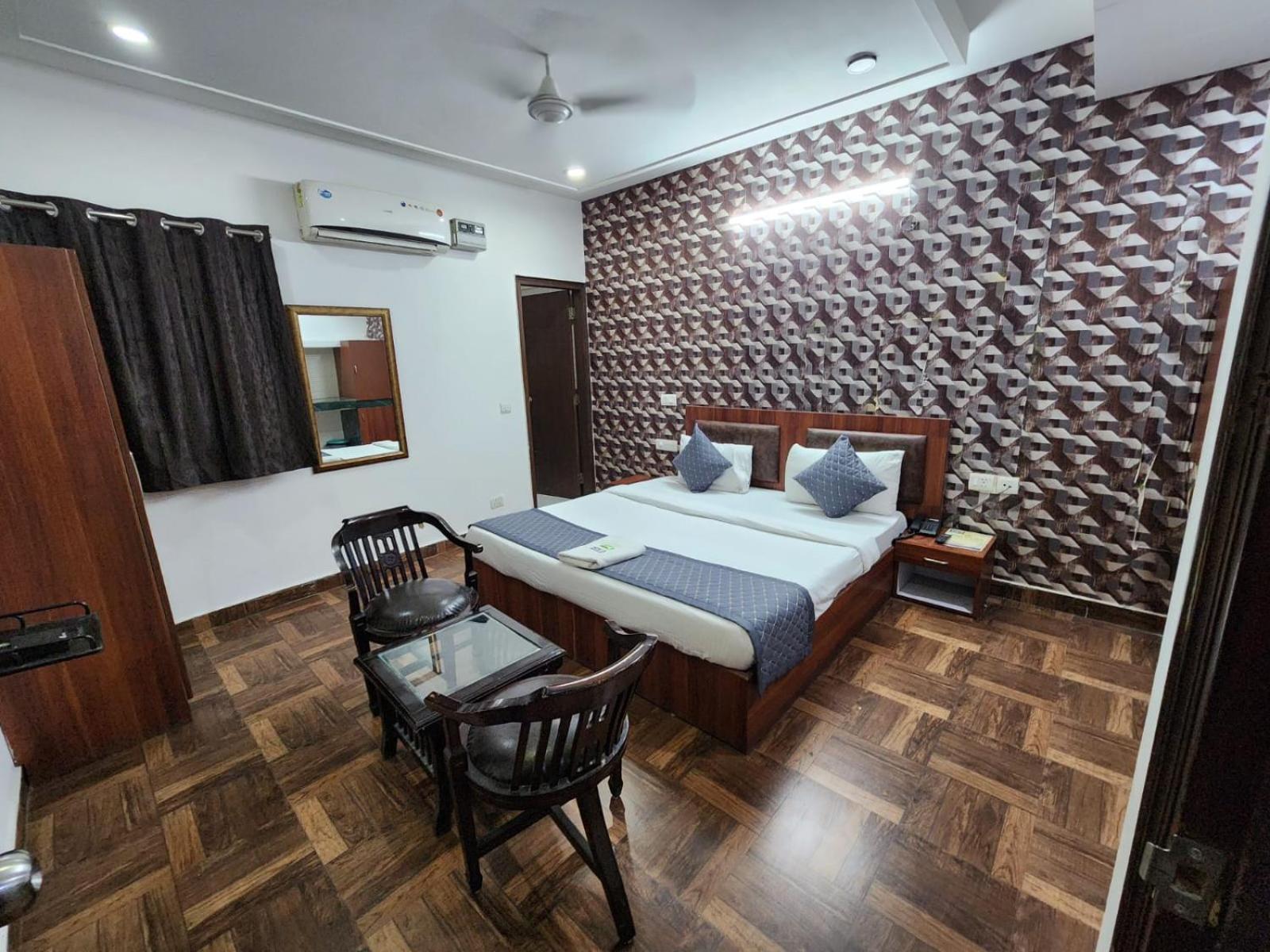 Hotel Aerotech Near Delhi Airport New Delhi Exterior photo